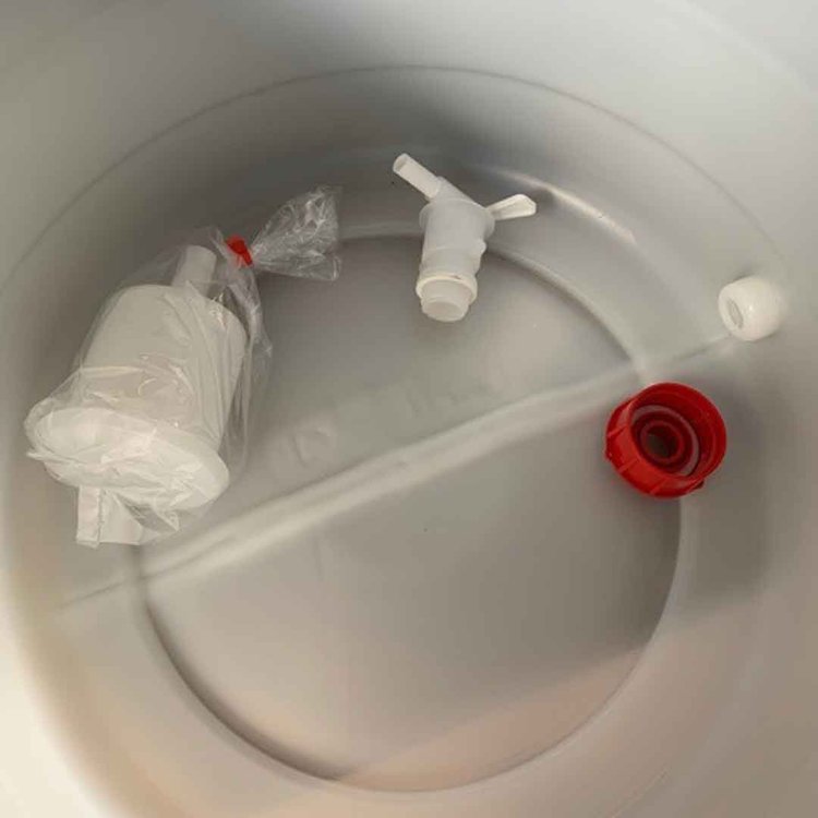 Fermenter with Heating Element